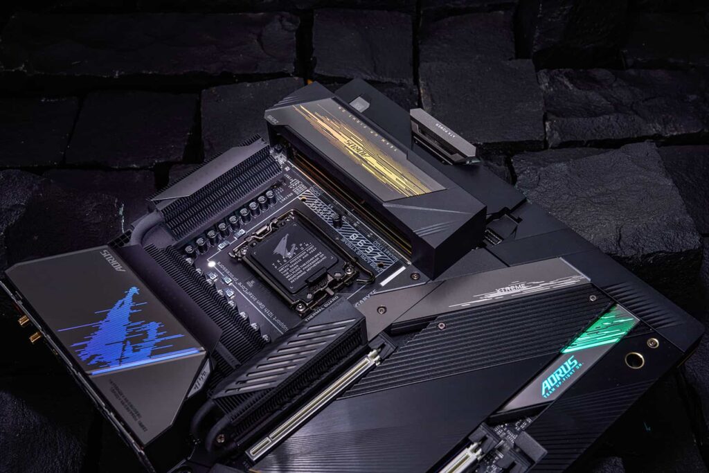 Z690: Do These Higher Power Phases Really Matter?