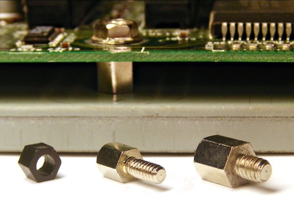 Standoff Screws & Their Importance