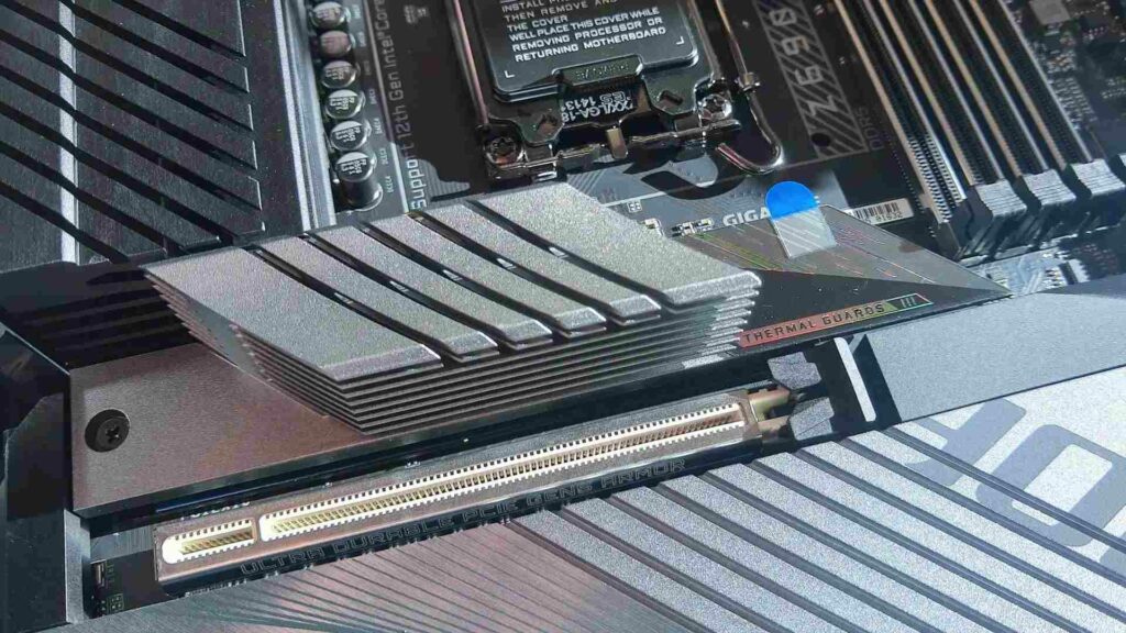 PCIe 5.0 Connectivity